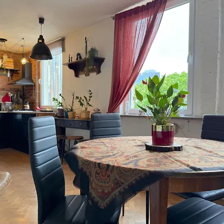 Stary Jesionowa 14 P4 Homestay *